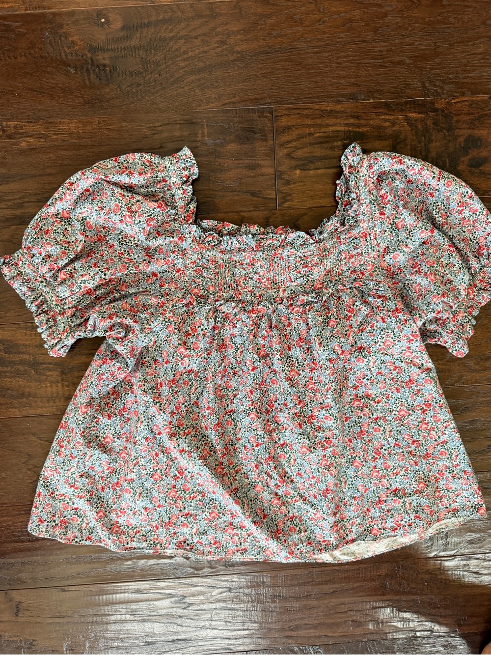 Doen Frances Floral Smocked Neck Top